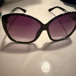 Elegant Black and Purple Sunglasses